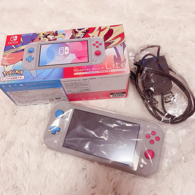 Nintendo Switch - 任天堂 Switch Lite ♡ ポケモンモデル 本体の通販 by ⿻ SHOP ⿻｜ニンテンドー