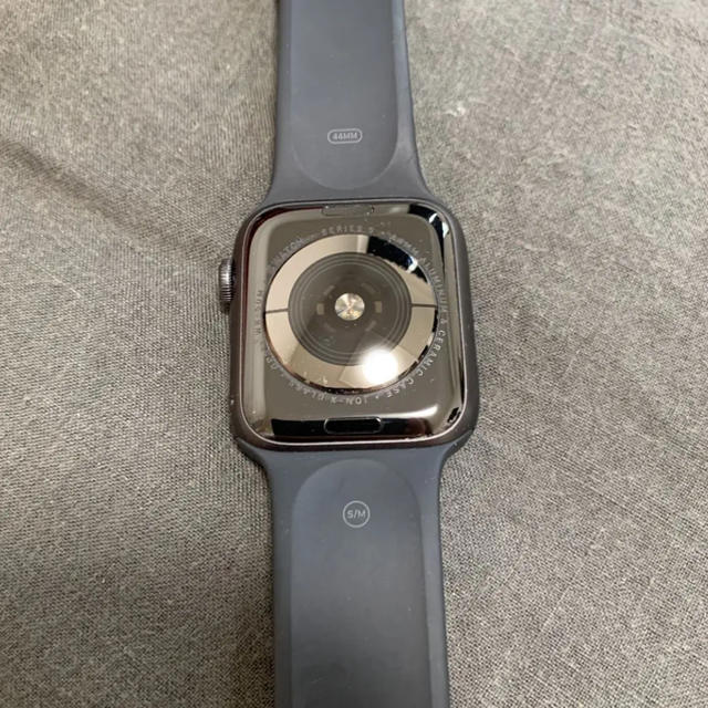 Apple Watch 5本体（GPSモデル）