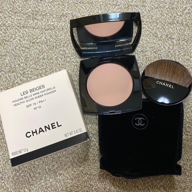 新品未使用品 CHANEL フェイスパウダー (今月中に削除します)