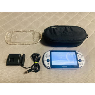 プレイステーションヴィータ(PlayStation Vita)のvita シルバー　送料無料　1(携帯用ゲーム機本体)