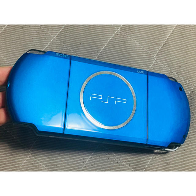 PlayStation Portable(プレイステーションポータブル)の専用出品　　PSP-3000 ブルー　比較的良品　送料無料　1 エンタメ/ホビーのゲームソフト/ゲーム機本体(携帯用ゲーム機本体)の商品写真