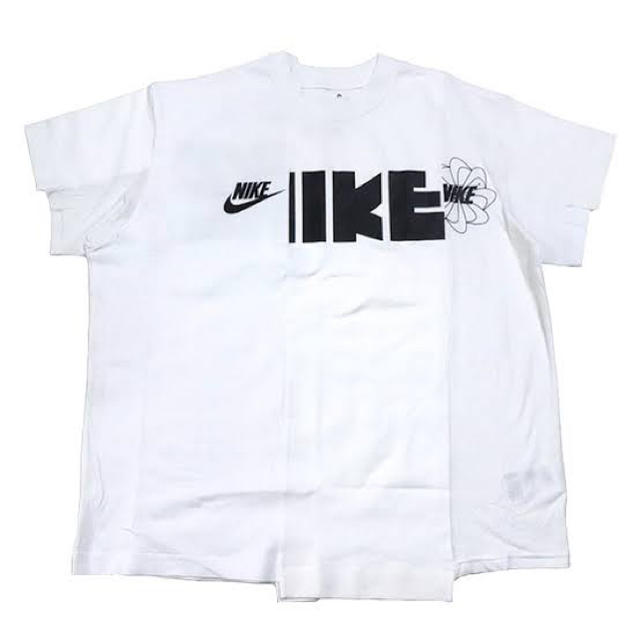 nike sacai サカイ Tシャツレディース