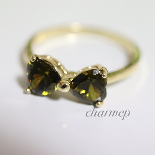 即購入OK【GR007】カーキ緑ストーンリボンゴールドカラーリング指輪 レディースのアクセサリー(リング(指輪))の商品写真