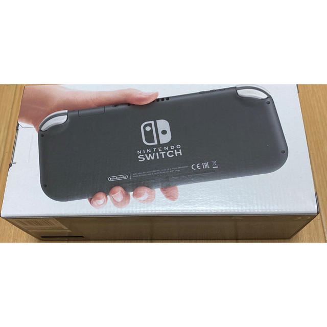 Nintendo Switch(ニンテンドースイッチ)の任天堂　switch lite Nintendo 新品未使用品 エンタメ/ホビーのゲームソフト/ゲーム機本体(携帯用ゲーム機本体)の商品写真