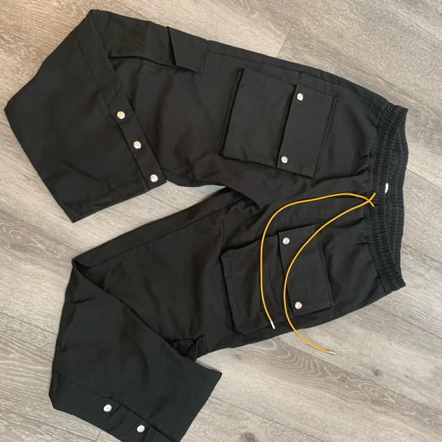 RHUDE straight cargo pants 美品 メンズのパンツ(ワークパンツ/カーゴパンツ)の商品写真