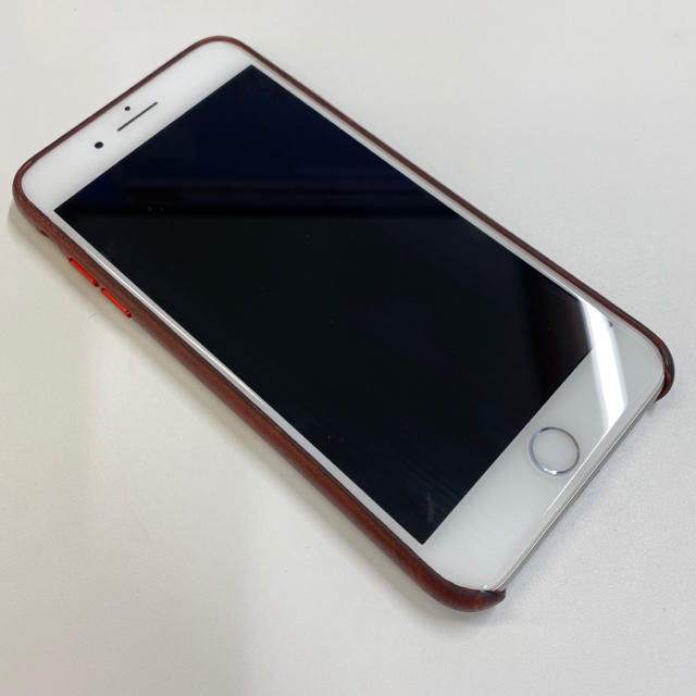 iPhone(アイフォーン)のiPhone 7 PLUS シルバー 128GB SIMフリー 本体 スマホ/家電/カメラのスマートフォン/携帯電話(スマートフォン本体)の商品写真