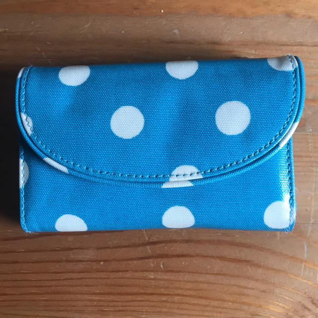 Cath Kidston(キャスキッドソン)のイギリス購入キャスキッドソン水色水玉三つ折り財布小銭入れIDパスケース付き レディースのファッション小物(財布)の商品写真