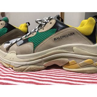 バレンシアガ(Balenciaga)のバレンシアガtriple S イタリア製(スニーカー)