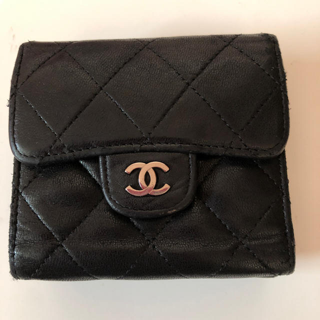 CHANEL２つ折り財布