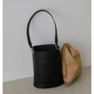 アメリヴィンテージ(Ameri VINTAGE)のRIM.ARK リムアーク　Leather bucket bag バケツバッグ(ショルダーバッグ)