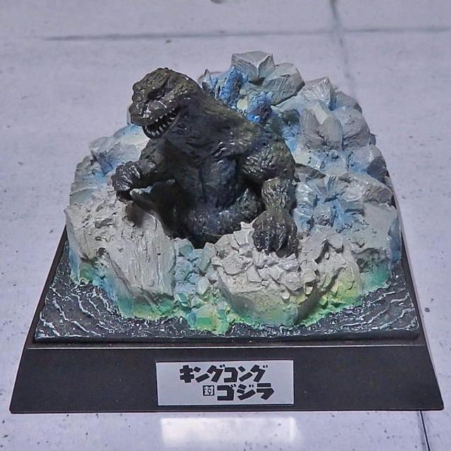 (未使用･未開封品)　食玩　ゴジラ名鑑　全4種セット(ゴジラ、キングコング対ゴジラ、モスラ対ゴジラ、ゴジラvsデストロイヤ) 60wa65s Amazon | 食玩 ゴジラ名鑑 全4種セット(ゴジラ、キングコング対