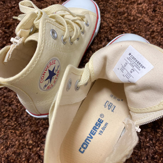 CONVERSE(コンバース)のconverseオールスター19cmハイカット キッズ/ベビー/マタニティのキッズ靴/シューズ(15cm~)(スニーカー)の商品写真