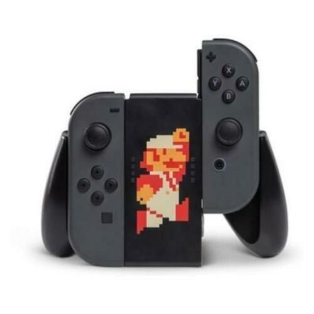 Nintendo Switch(ニンテンドースイッチ)の最終SALE PowerA Joy-Conコンフォートグリップ 8-bit  エンタメ/ホビーのゲームソフト/ゲーム機本体(その他)の商品写真