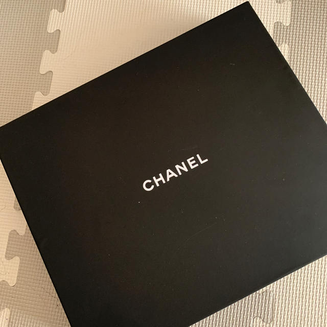 CHANEL(シャネル)のCHANELカシミアストール ハンドメイドのファッション小物(マフラー/ストール)の商品写真