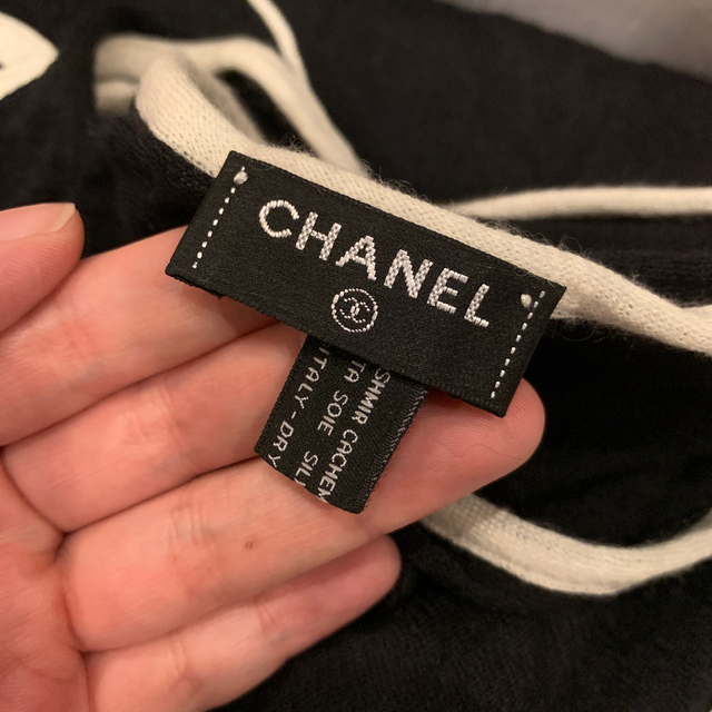 CHANEL(シャネル)のCHANELカシミアストール ハンドメイドのファッション小物(マフラー/ストール)の商品写真