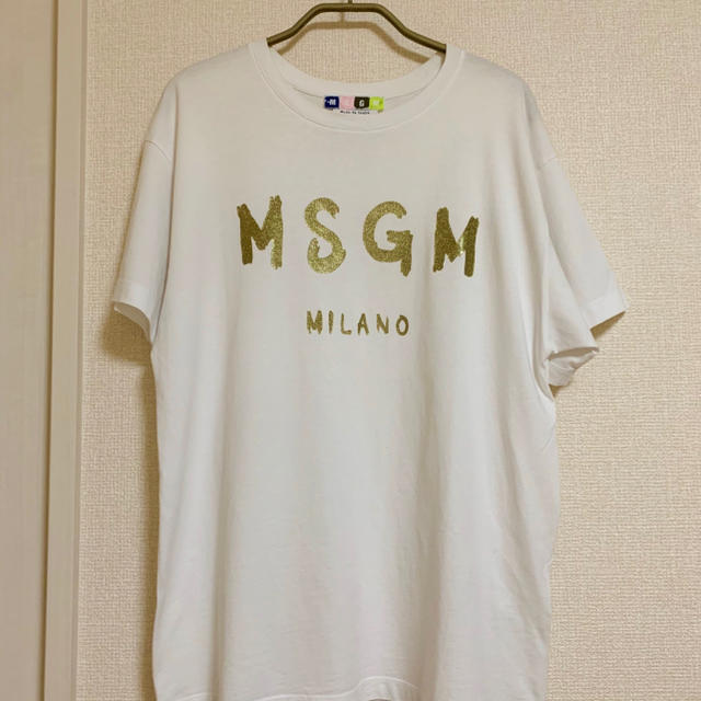 MSGM(エムエスジイエム)のMSGM T shirt【white×gold  logo】 レディースのトップス(Tシャツ(半袖/袖なし))の商品写真