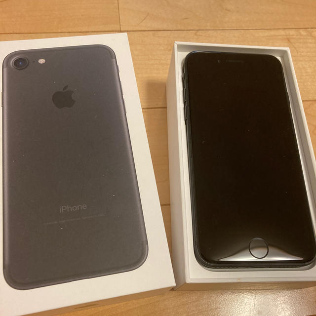 トップ Apple - iPhone7 128GB BLACK スマートフォン本体