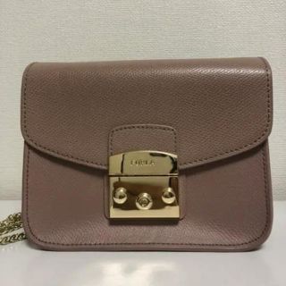 フルラ(Furla)のフルラ　ピンクベージュ　メトロポリス(ショルダーバッグ)