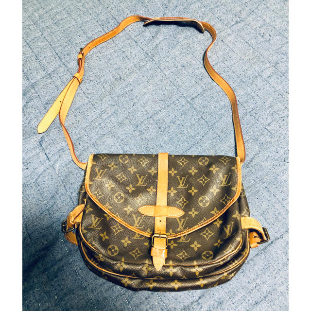 LOUIS VUITTON(ルイヴィトン)のヴィトン　ショルダー バッグ　ソミュール レディースのバッグ(ショルダーバッグ)の商品写真