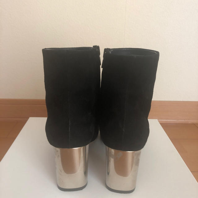 celine(セリーヌ)の美品　celine  バンバンブーツ　37.5 レディースの靴/シューズ(ブーツ)の商品写真