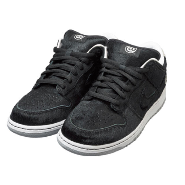 NIKE(ナイキ)の【27.5cm】 NIKE SB DUNK LOW メディコムトイ ベアブリック メンズの靴/シューズ(スニーカー)の商品写真