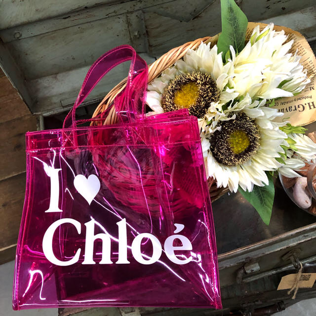 Chloe(クロエ)のChloe限定　ビニールトートバッグ　ピンク　♡ レディースのバッグ(トートバッグ)の商品写真