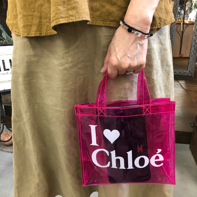 Chloe(クロエ)のChloe限定　ビニールトートバッグ　ピンク　♡ レディースのバッグ(トートバッグ)の商品写真