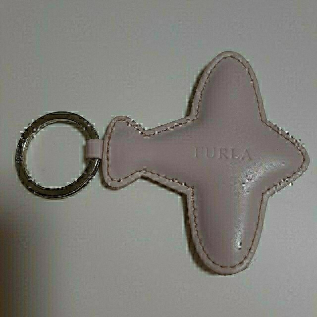 Furla(フルラ)のFURLA フルラ飛行機  キーホルダー レディースのファッション小物(キーホルダー)の商品写真