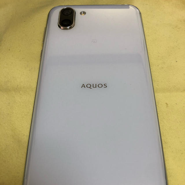 Aquos R2 706SH(softbank) SIMフリー 1