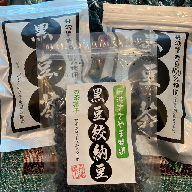 丹波篠山黒豆茶 絞り納豆 食品/飲料/酒の食品(菓子/デザート)の商品写真