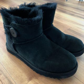 アグ(UGG)のUGG ムートンブーツ 26cm ベイリーボタン　ブラック(ブーツ)