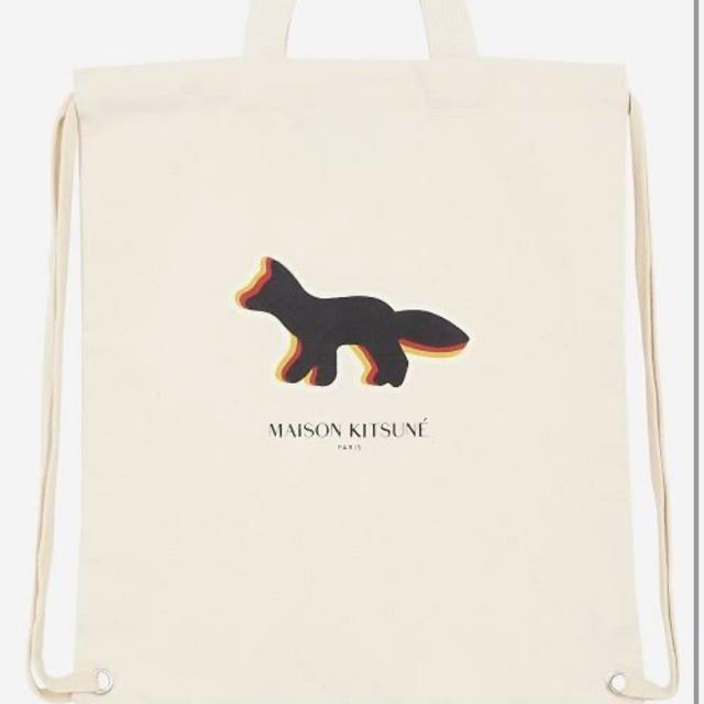 MAISON KITSUNE'(メゾンキツネ)の【最終値下げ！】メゾンキツネ　リュック　ナップザック　カバン レディースのバッグ(リュック/バックパック)の商品写真