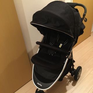 アップリカ スムーヴ ストライドブラック