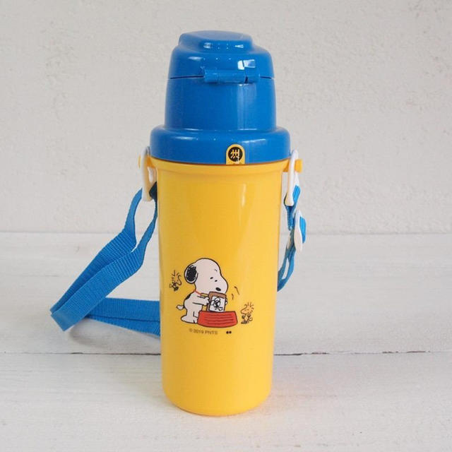 SNOOPY(スヌーピー)のkitty様専用　新品　未開封　PEANUTS スヌーピー 直飲み　水筒 キッズ/ベビー/マタニティの授乳/お食事用品(水筒)の商品写真