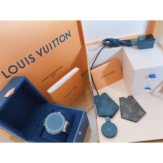 ルイヴィトン(LOUIS VUITTON)のVUITTON/スマートウォッチ/時計(腕時計(デジタル))