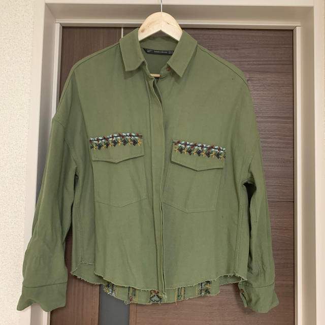 ZARA(ザラ)のザラ　ジャケット　XS レディースのジャケット/アウター(ミリタリージャケット)の商品写真
