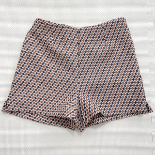 ザラ(ZARA)のZARA ショートパンツ(ショートパンツ)