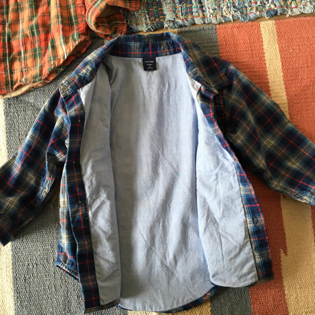 babyGAP(ベビーギャップ)のbaby GAP ★ 90 ☆シャツ2点 キッズ/ベビー/マタニティのキッズ服男の子用(90cm~)(ブラウス)の商品写真