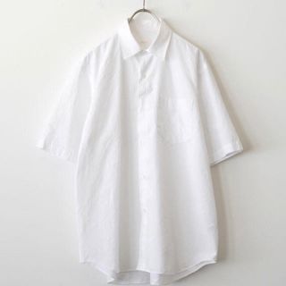 コモリ(COMOLI)の20ss comoli ショートスリーブ　コモリシャツ　サイズ2 ホワイト(シャツ)