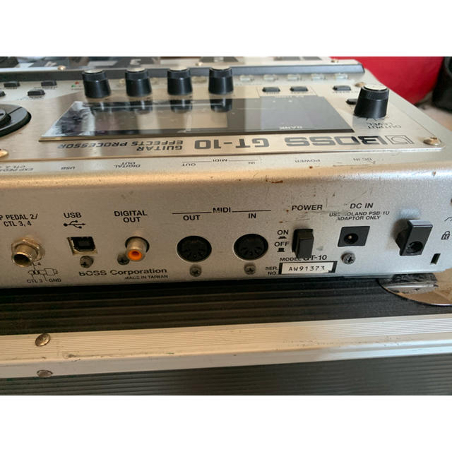BOSS GT-10 マルチエフェクター ハードケース付き BOSS GT-10 マルチエフェクター ハードケース付き
