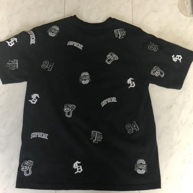 Supreme University S/S Top Tシャツ 黒Sの通販 by ktk0220's shop｜シュプリームならラクマ - シュプリーム 最新作定番