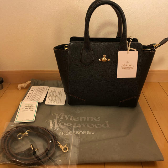 Vivienne Westwood - 【未使用】VivienneWestwood EXECUTIVE2 トートバッグSの通販 by とん's