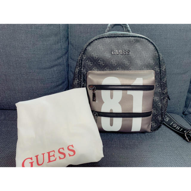 GUESS リュック