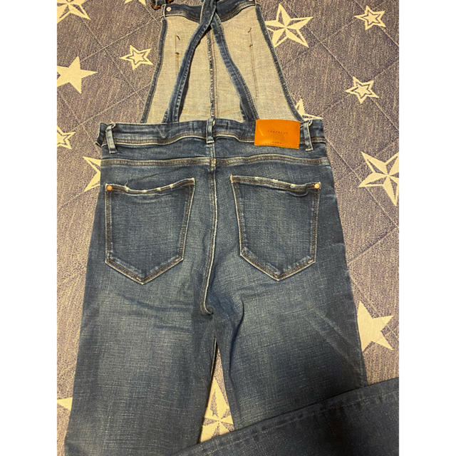 ZARA(ザラ)のZARA サロペット スキニーデニム レディースのパンツ(サロペット/オーバーオール)の商品写真