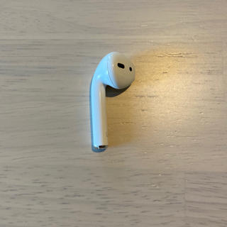 アップル(Apple)のAirPods  純正　第二世代　左耳　極美品(ヘッドフォン/イヤフォン)