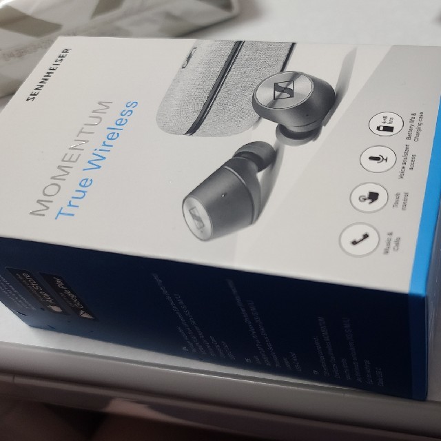 SENNHEISER(ゼンハイザー)のMOMENTUM True Wireless M3IETW ゼンハイザー スマホ/家電/カメラのオーディオ機器(ヘッドフォン/イヤフォン)の商品写真