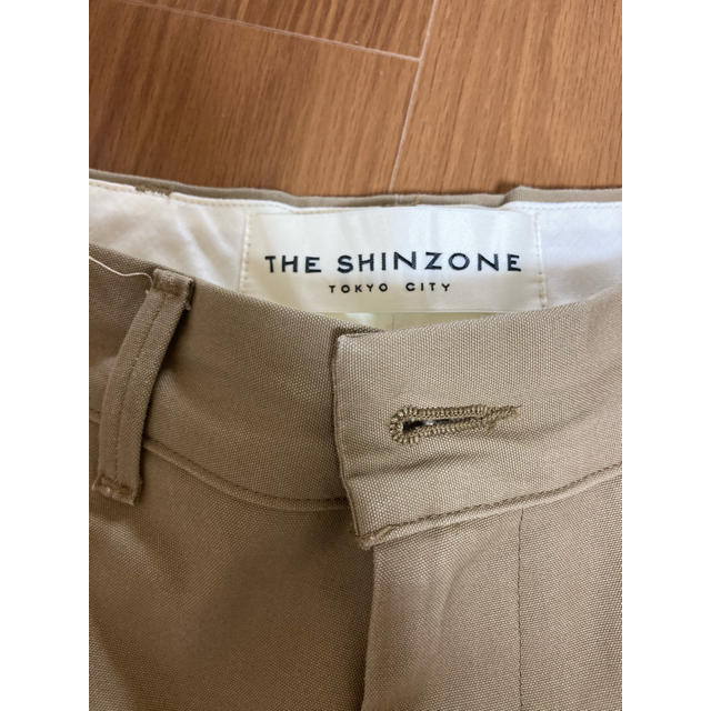 Shinzone(シンゾーン)のSHINZONE ハイウェストチノパンツ　size34 レディースのパンツ(チノパン)の商品写真