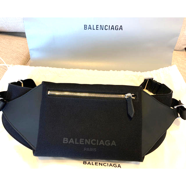 美品　正規品　BALENCIAGA バレンシアガ ショルダーバック　ボディバッグ