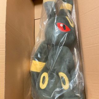 ポケモン(ポケモン)の【新品】ポケモンセンター　等身大ぬいぐるみ　ブラッキー(キャラクターグッズ)