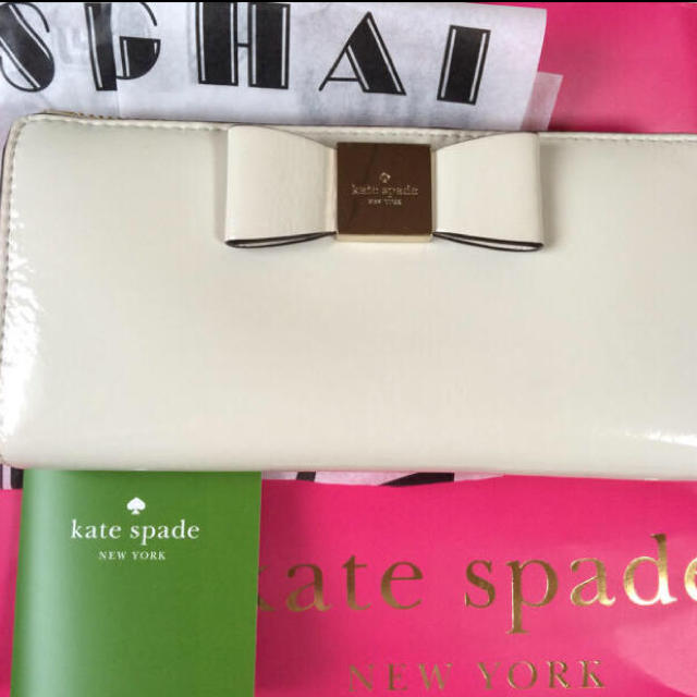 kate spade new york(ケイトスペードニューヨーク)のkate spade 長財布 レディースのファッション小物(財布)の商品写真